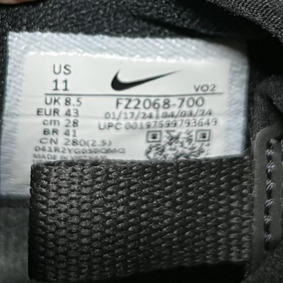 Nike Air Sunder Electric Green Shoes Womens Size 11 FZ068-700 Running Trainers - Picture 8 of 9